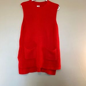 NWT Red pullover sleeveless sweater